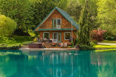 cheap areas to stay on a lake in midwest
